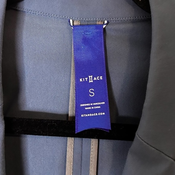 Kit & Ace Navigator Collection Ride Blazer- Size Small - Picture 13 of 14